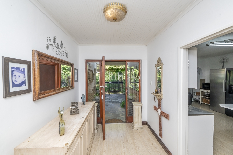 4 Bedroom Property for Sale in Sonstraal Western Cape